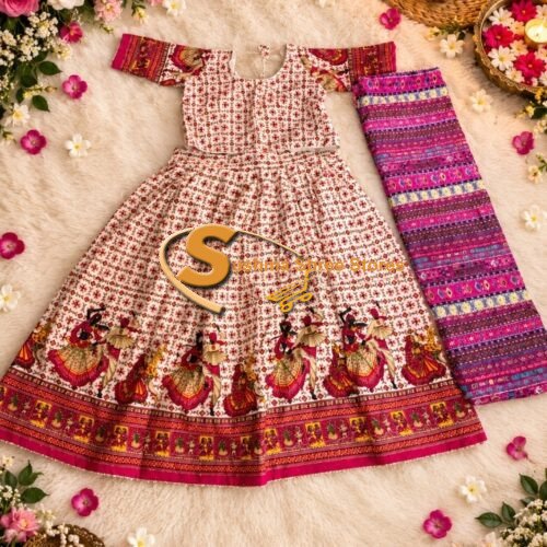 White red Navratri Ghaghara